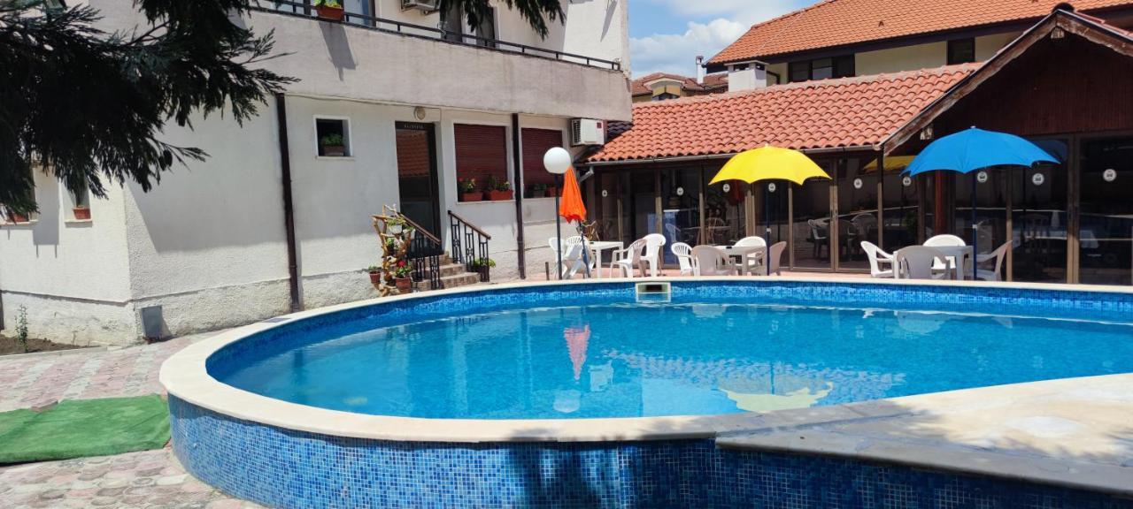 Family Hotel Saint Peter Saints Constantine and Helena Екстер'єр фото
