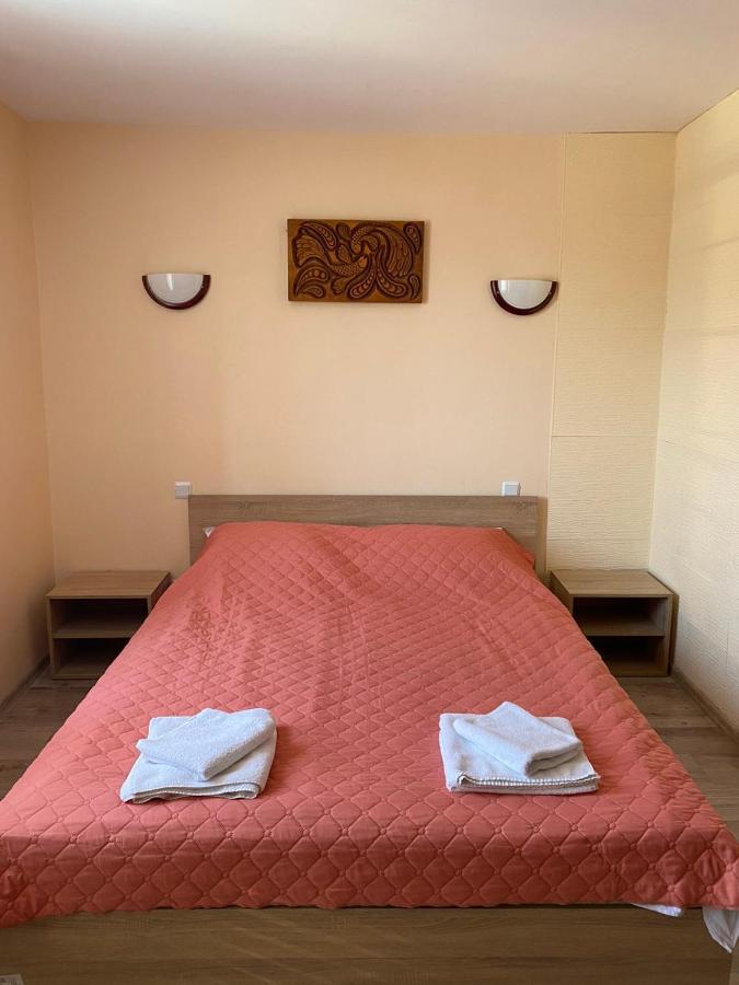 Family Hotel Saint Peter Saints Constantine and Helena Екстер'єр фото